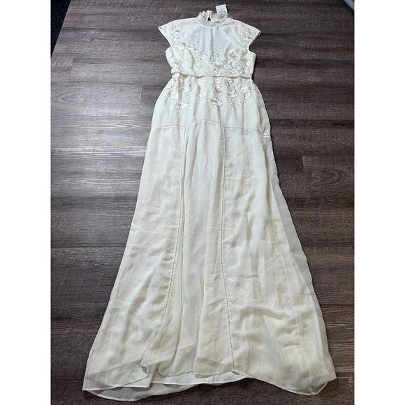 Hope and Ivy Womens Long Formal Dress Size 10 White Sleeveless Keyhole Back O5 - Picture 1 of 9